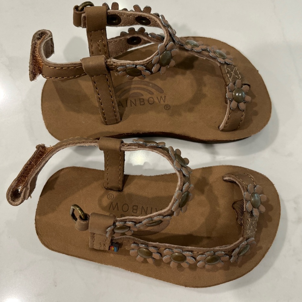 Baby Rainbow sandals, brand new. Size 3/4